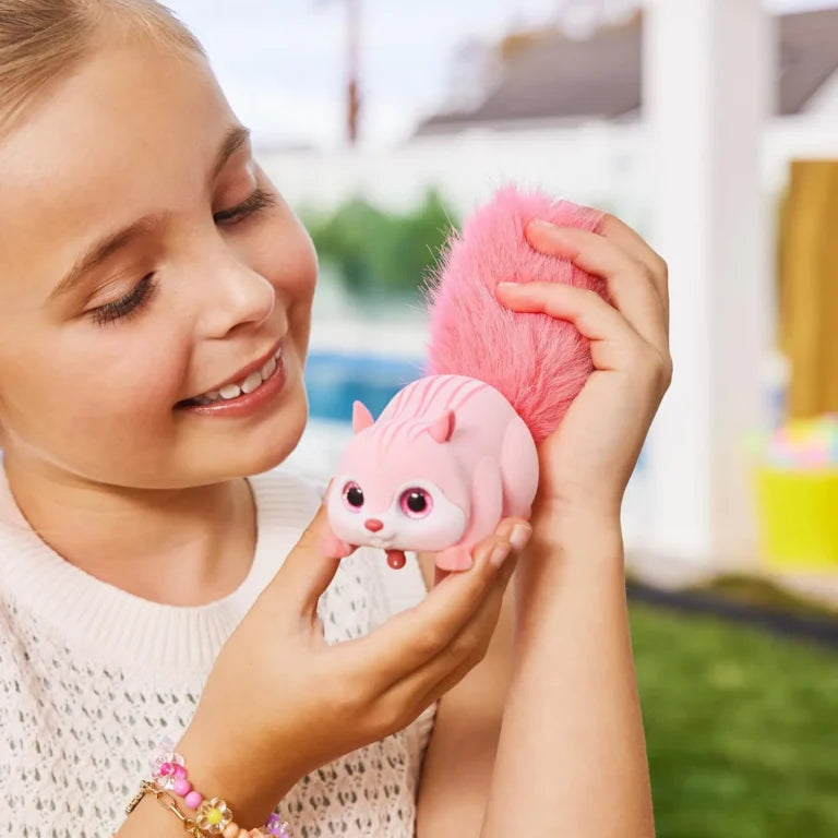 Pets Alive Íkorni sem hleypur
