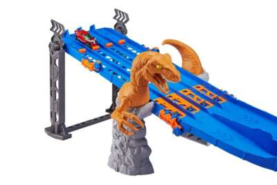 Metal Machines 4 brauta bílabraut með risaeðlu